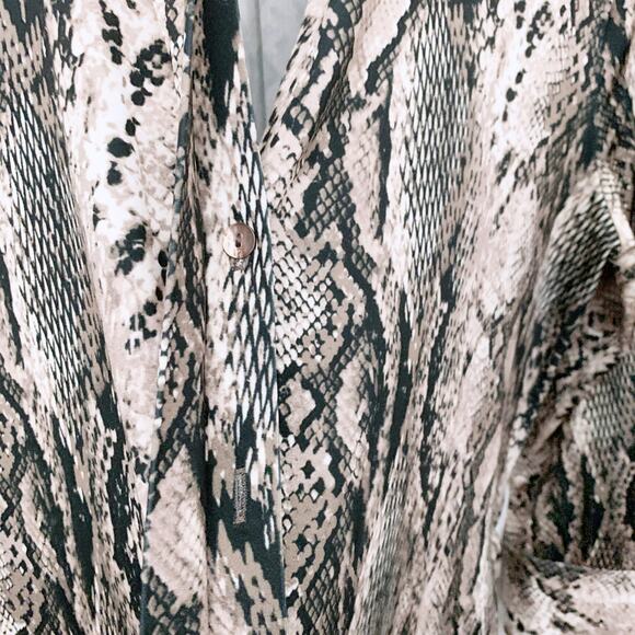 L'Agence Addison Python-Print Belted Shirtdress - Picture 6 of 12